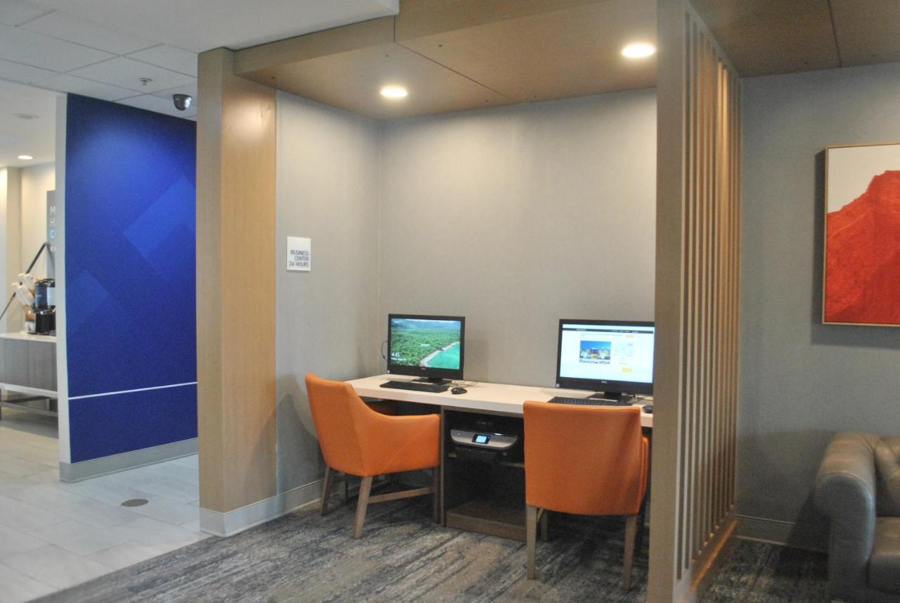 Holiday Inn Express Hotel & Suites Dover By Ihg Eksteriør billede