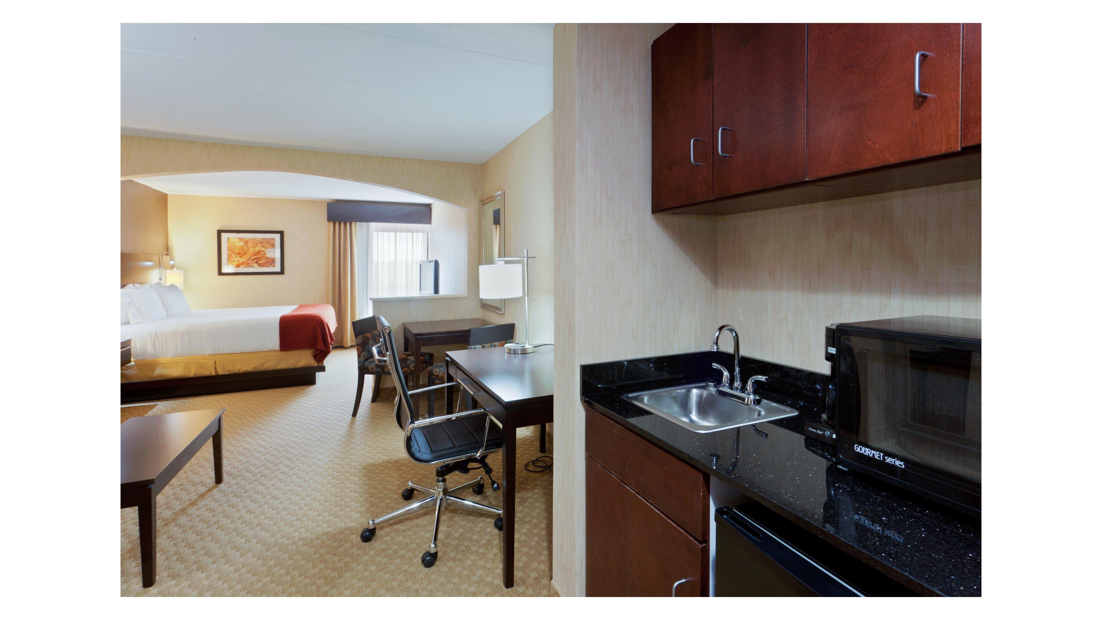 Holiday Inn Express Hotel & Suites Dover By Ihg Eksteriør billede